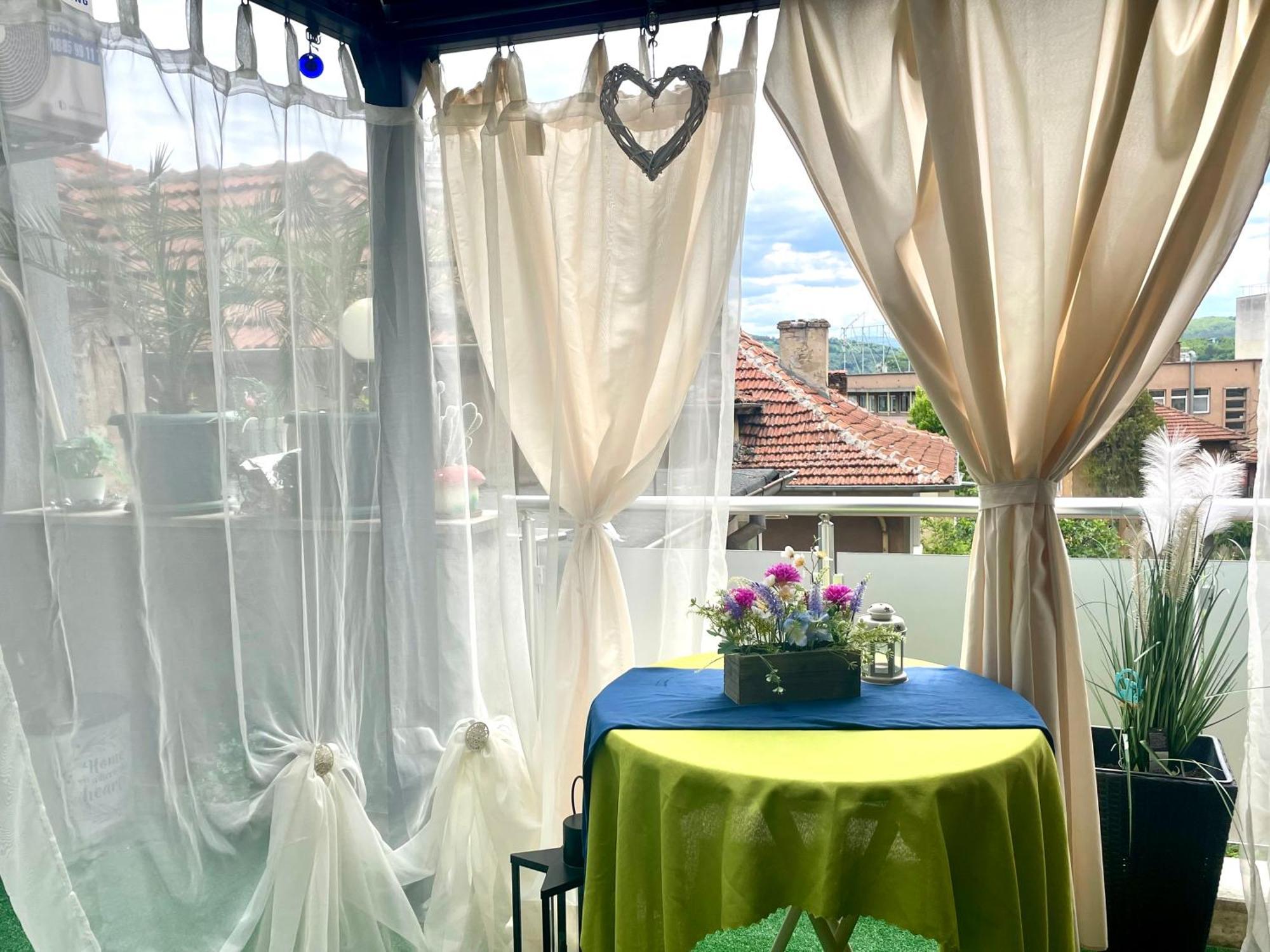 Jadore Veliko Tarnovo Kültér fotó